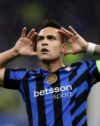 免费直播-自2018-19赛季至今，劳塔罗联赛贡献143粒进球与助攻，位列同期意甲球员第二位