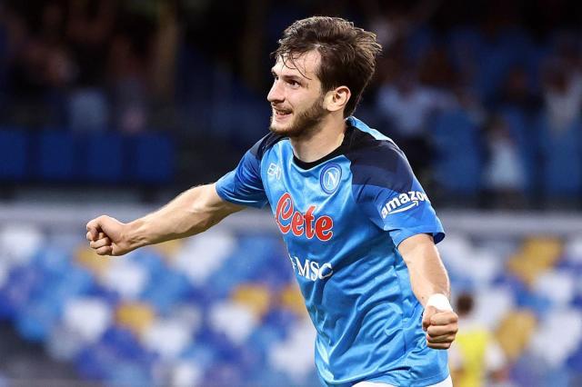 1666140088439026543.jpg kvaratskhelia-napoli.jpg